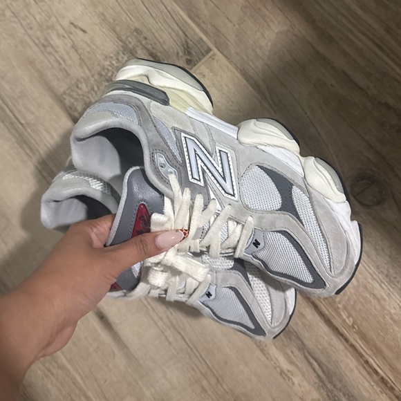 New balance 9060 - Picture 1 of 6